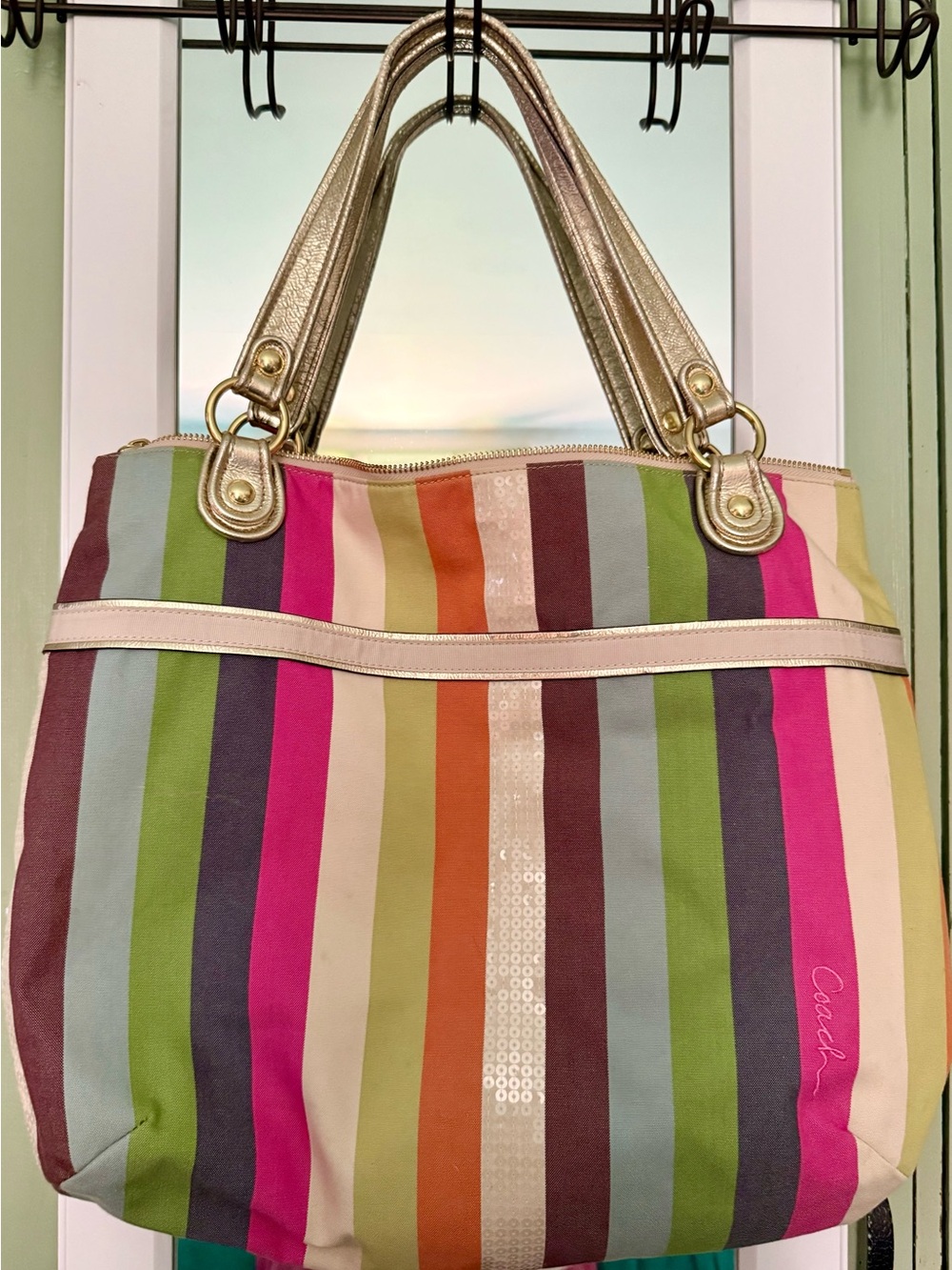 Coach Multicolor Stripe Tote with Gold Metallic Handles🩷🧡🧡🩵💚❤️💙